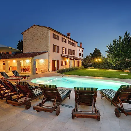 Casa Silvano Hotel 4*